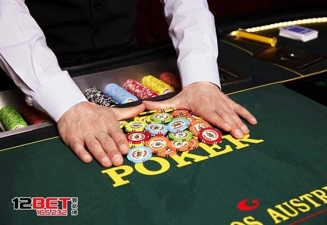 Chiến Lược Chơi Poker 12Bet: Học Cách Đánh Bài Ăn Tiền Như Dân Pro